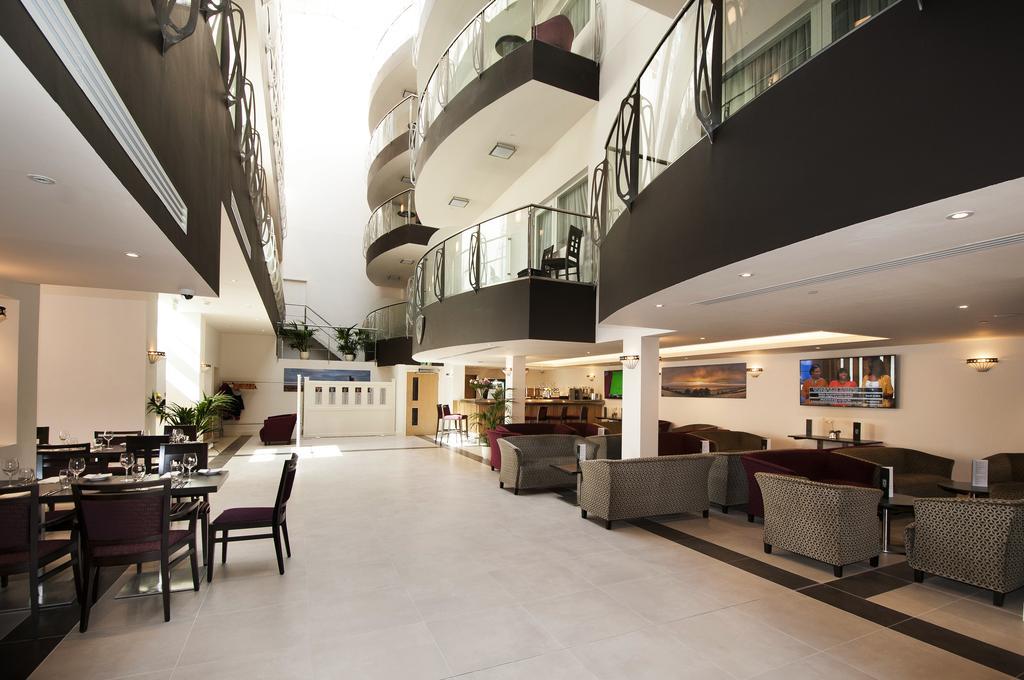 Mannin Hotel ดักลาส ภายนอก รูปภาพ